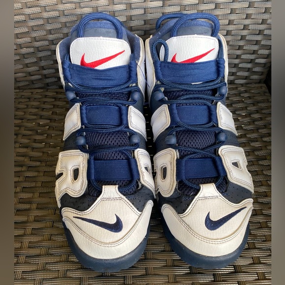Nike air uptempo